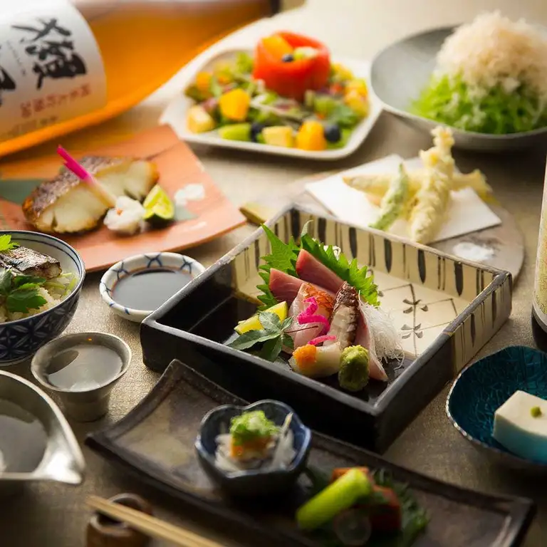 2時間飲み放題付き【季節の食材を堪能】旬魚・旬菜etc・・・　宴会コース　8,800円
