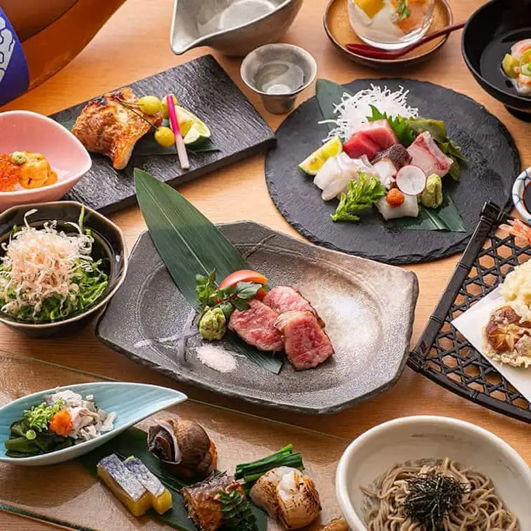 【神楽自慢の料理を堪能】旬魚や牛肉料理・・・神楽コース　9,000円【接待/会食/宴会】